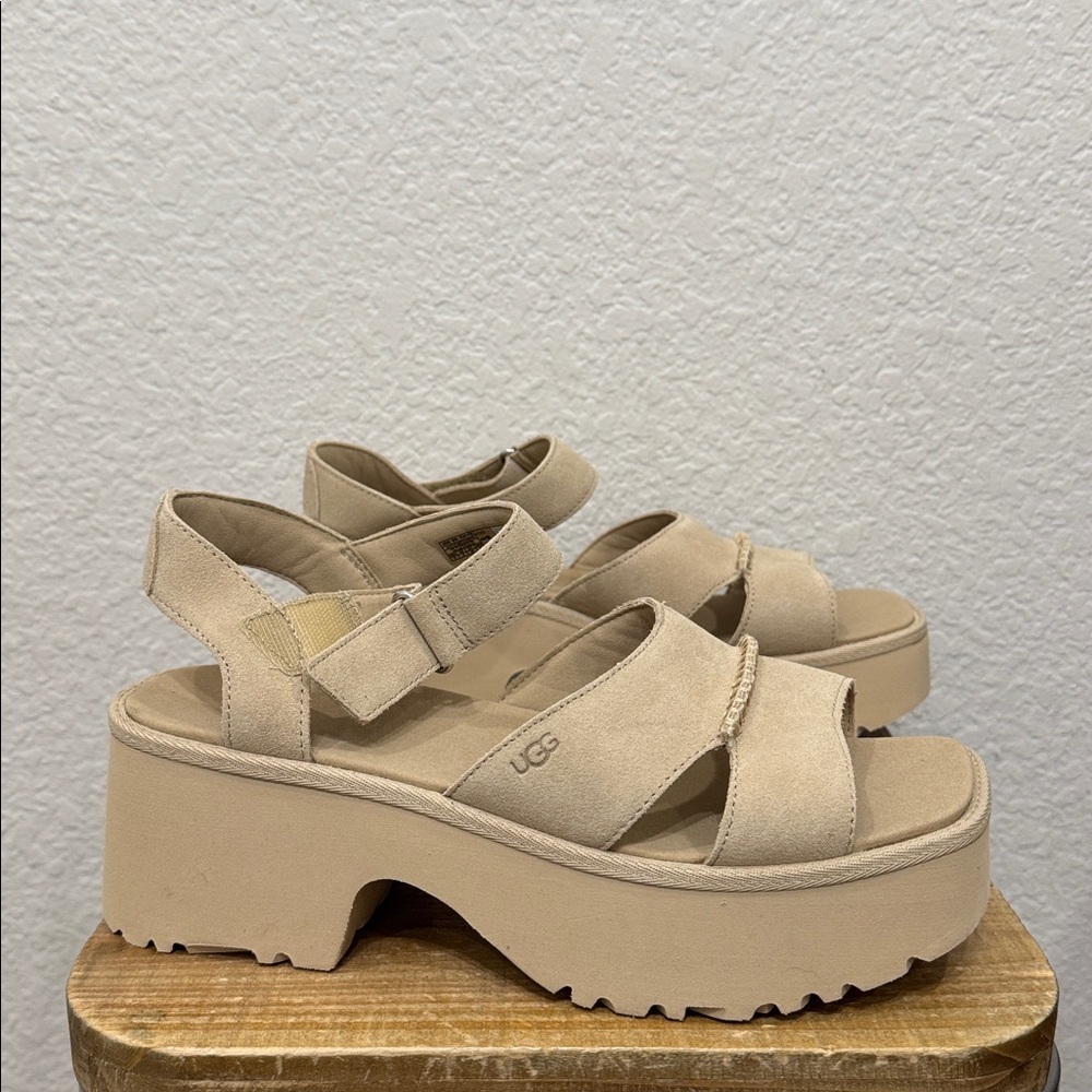 UGG New Heights Platform Suede Sandal Neutral Size 11 NEW - Picture 3 of 8